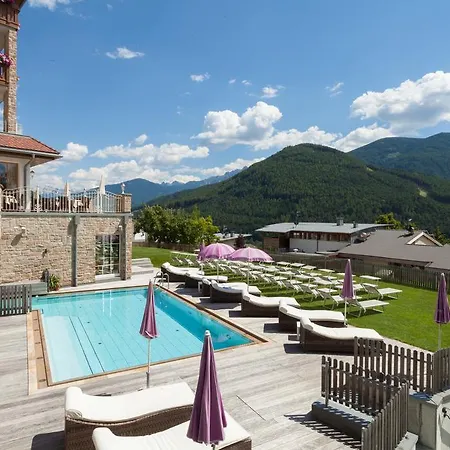 Waldhof Отель 4*